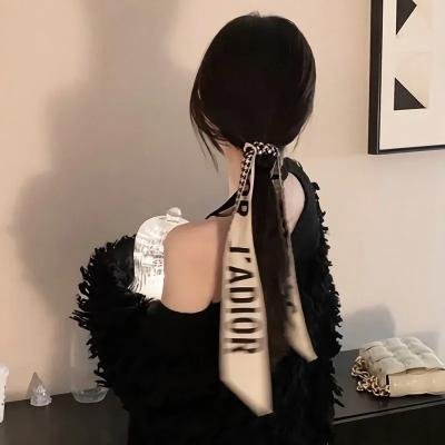 玉女戏夫